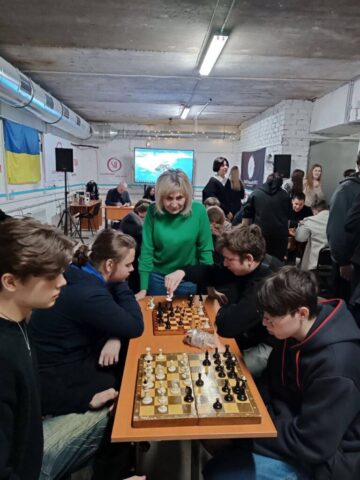 photo_2_2025-12-06_11-51-21